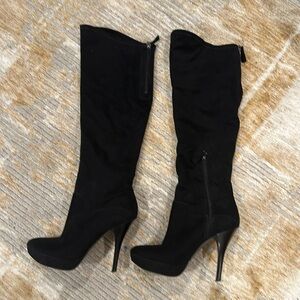 Women’s Suede To the Knee Boots